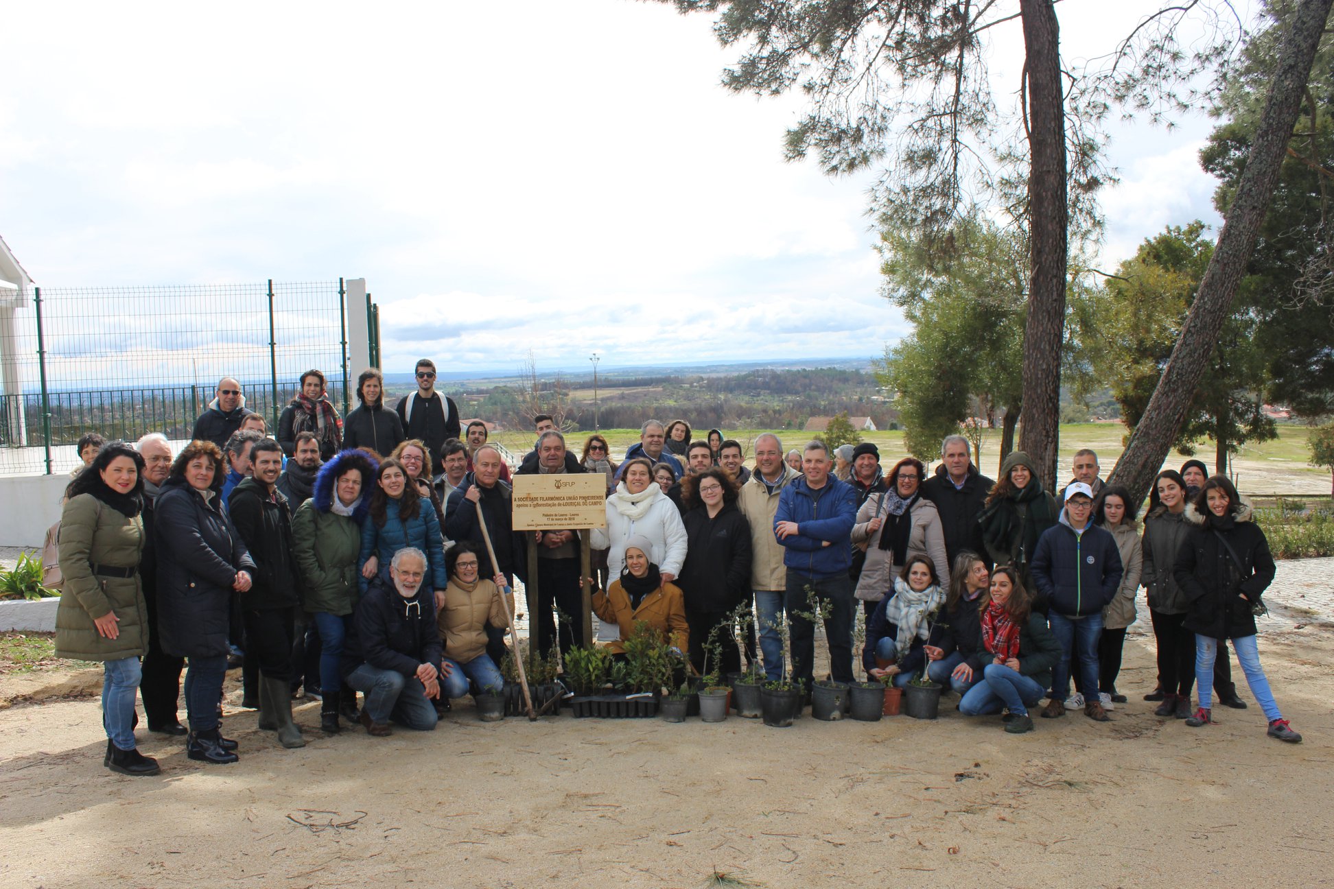 28953844_812625112263063_5719284533460442567_o